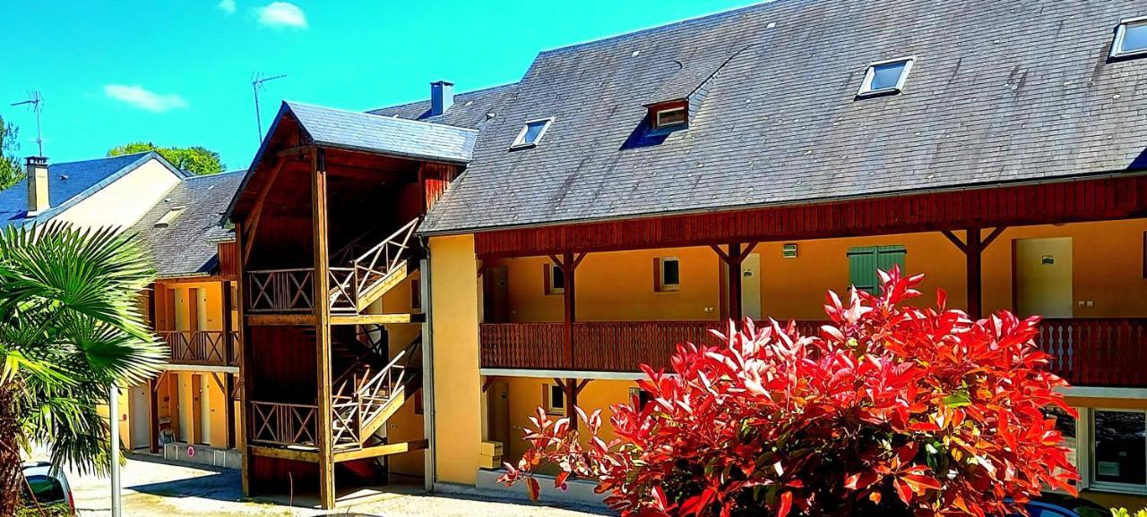 Studio Tres Bien Situe, Belle Vue, Parking Prive Bagneres-de-Bigorre Luaran gambar
